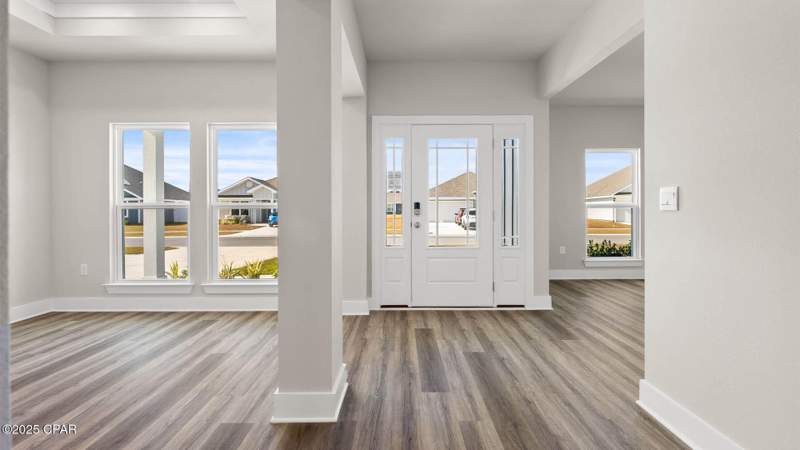 5 bedroom SingleFamilyResidence at 6482 Haskins Drive, Liberty, Panama City — photo 4