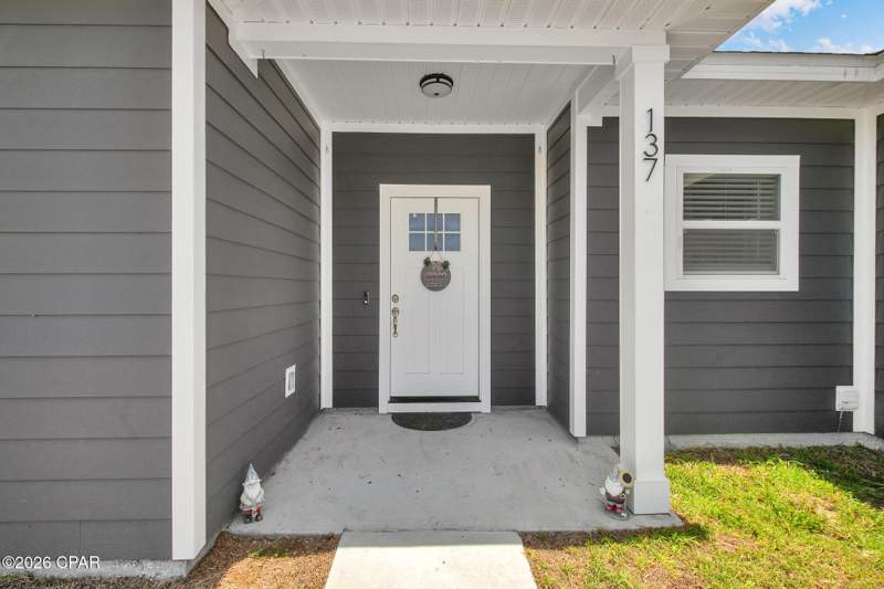 4 bedroom SingleFamilyResidence at 137 H L Sudduth Drive, Lannie Rowe Lake Estates U-10, Panama City — photo 5