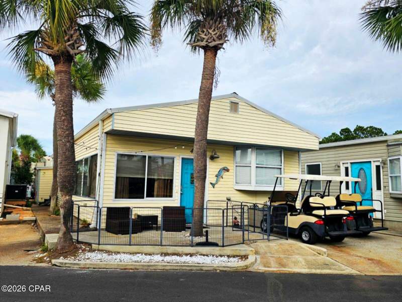 3 bedroom SingleFamilyResidence at 421 Snook Lane, Venture Out, Panama City — photo 3