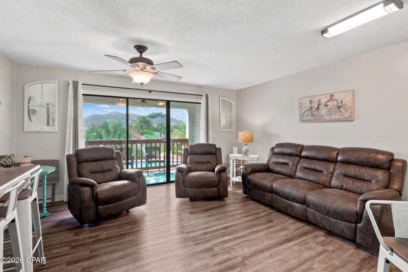 3 bedroom Condominium at 8730 Thomas Drive 412, Villas Of St. Thomas 4, Panama City — photo 4