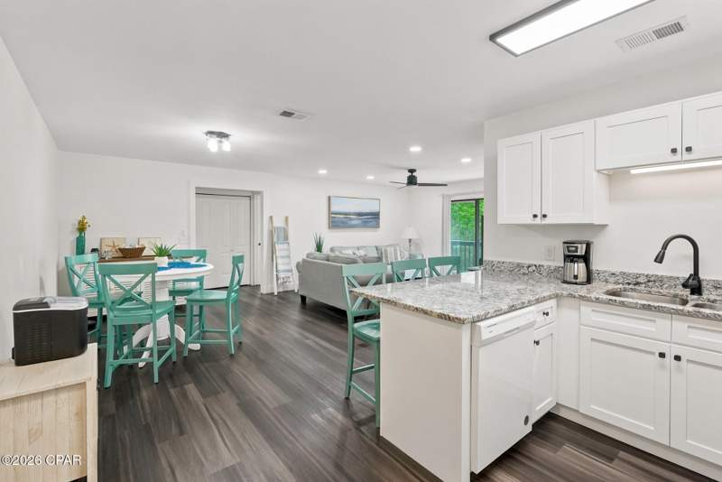 2 bedroom Condominium at 7125 N Lagoon Drive O, Shade Tree Condo Ph II, Panama City Beach — photo 3