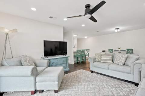 7125 N Lagoon Drive O, Panama City Beach FL - photo 7 of 32