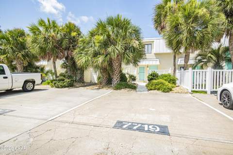 7719 Surf Drive, Panama City FL - photo 10 of 77