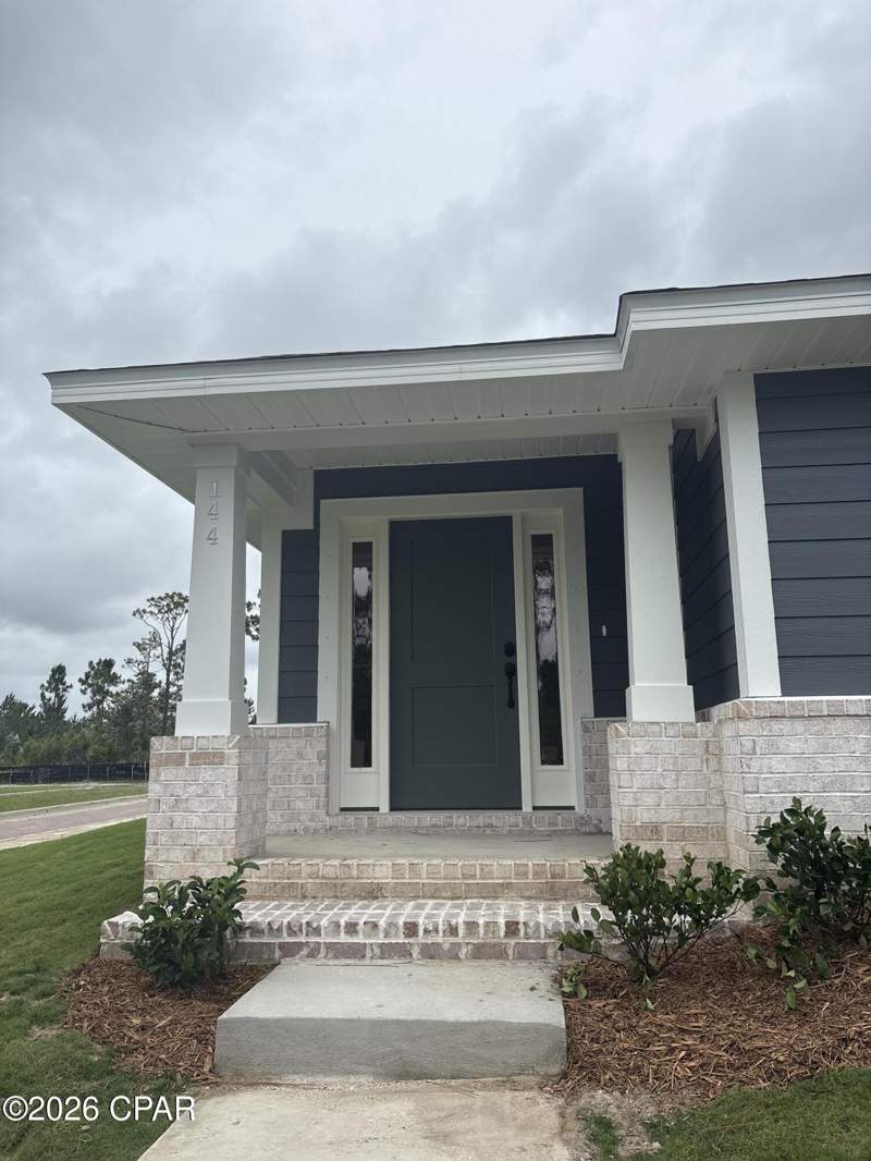 4 bedroom SingleFamilyResidence at 11441 Godart Street, Sunrise at East Bay, Panama City — photo 2