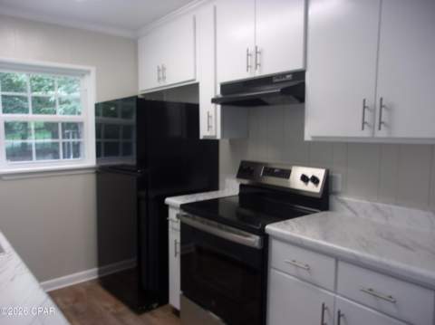 5437 Pearl Street, Graceville FL - photo 14 of 35
