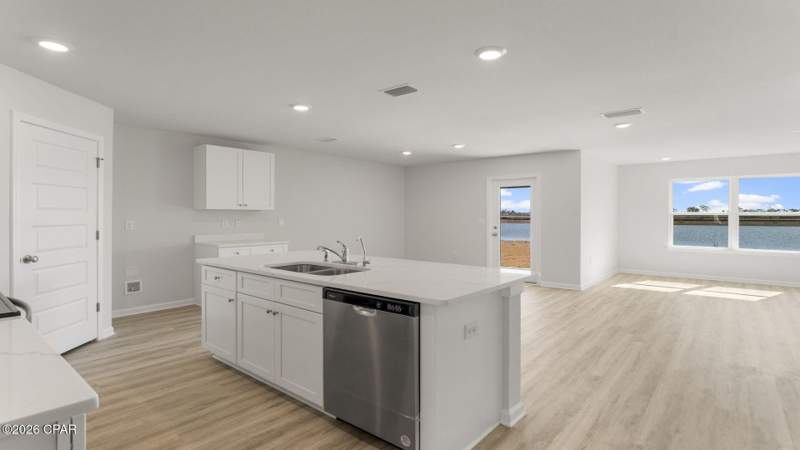 4 bedroom SingleFamilyResidence at 1663 Salem Drive, Sunny Hills, Chipley — photo 4