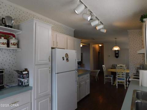 606 Malaga Place, Panama City Beach FL - photo 10 of 25