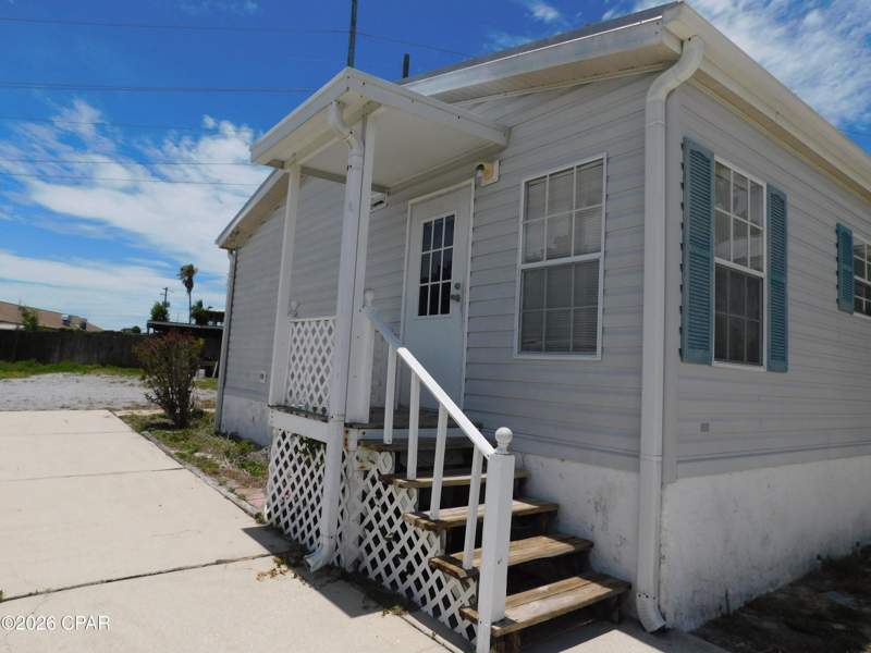 3 bedroom ManufacturedHome at 606 Malaga Place, Sand Dollar Estates, Panama City Beach — photo 4