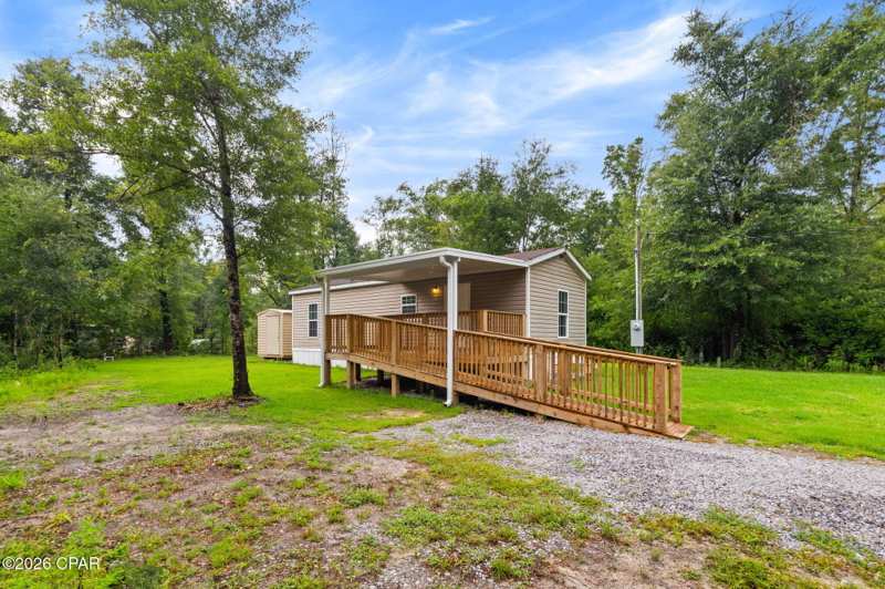 1 bedroom ManufacturedHome at 12128 Edgewood Road, Pinecrest, Fountain — photo 1