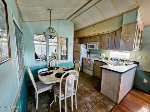 27 Gulf Drive, Panama City Beach FL - photo 10 of 38