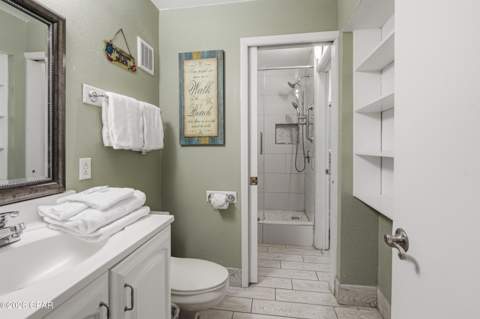 8743 Thomas Drive 1202, Panama City Beach FL - photo 12 of 25
