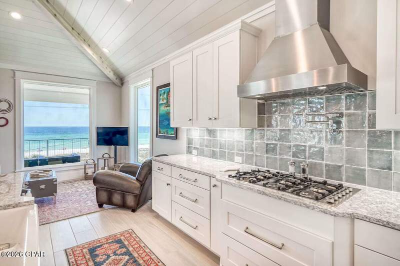 4 bedroom SingleFamilyResidence at 19214 Front Beach Road, Laguna Beach, Panama City Beach — photo 5