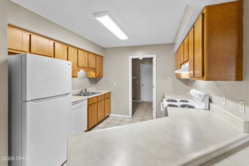 3 bedroom SingleFamilyResidence at 230 Collinfurst Square, Callaway Forest U-2, Panama City — photo 4