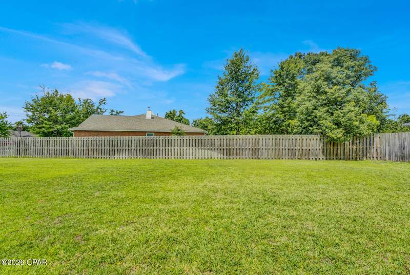 4 bedroom SingleFamilyResidence at 1398 Thurso Road, Mowat Highlands Ph X, Lynn Haven — photo 4