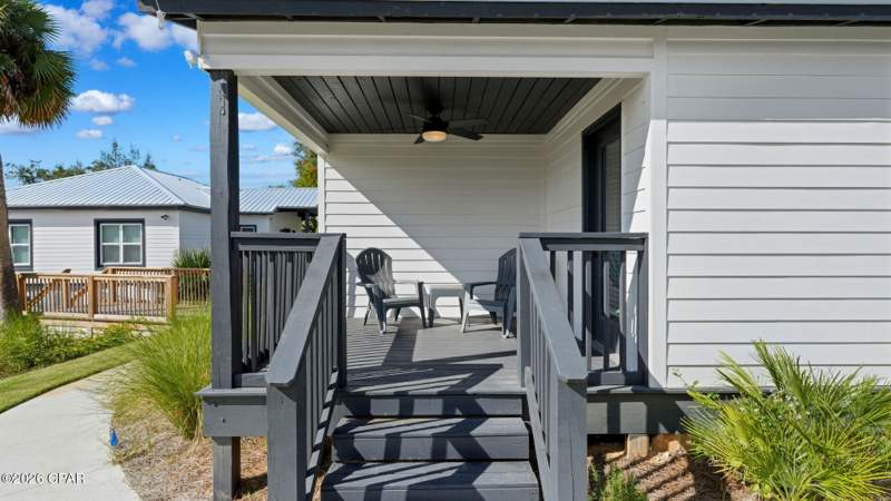 7 bedroom Quadruplex at 405 Massalina Drive, Cove, Panama City — photo 4