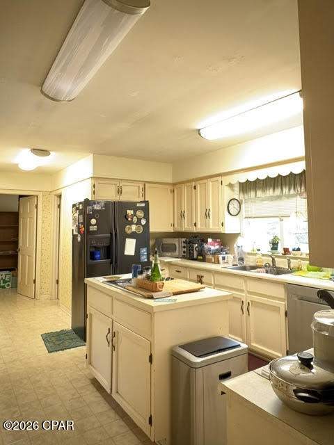 3 bedroom SingleFamilyResidence at 2485 Spring Creek Rd, Spring Creek Estates, Marianna — photo 3