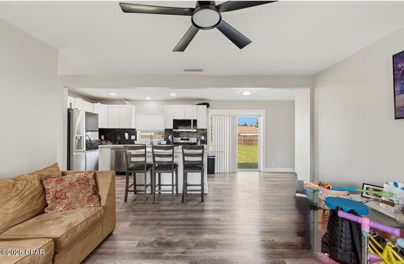 4 bedroom SingleFamilyResidence at 176 N Anita Drive, Register, E.B. 2nd, Panama City — photo 4