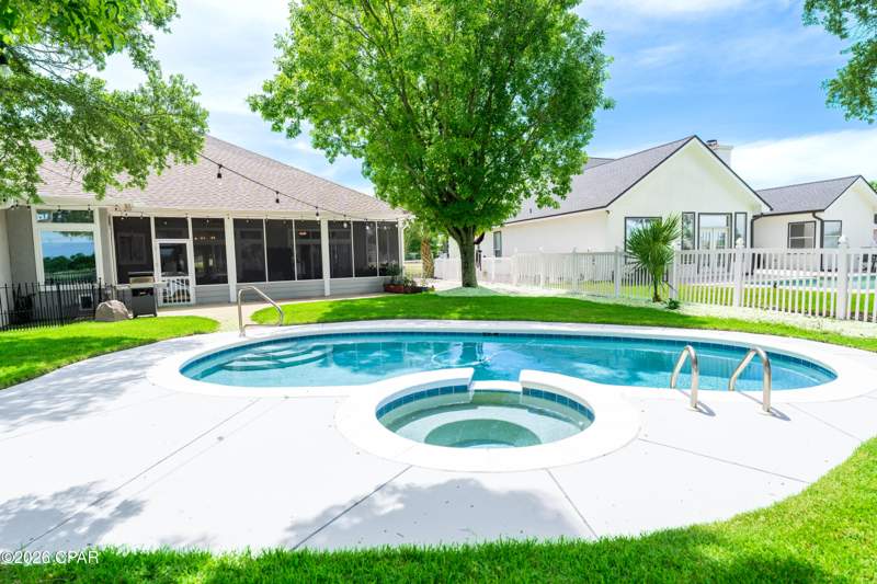 3 bedroom SingleFamilyResidence at 117 Legend Lakes Drive, Bay Point Unit 1, Panama City Beach — photo 4