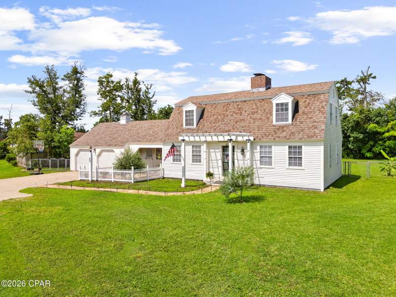 3 bedroom SingleFamilyResidence at 632 Mount Holyoke Street, College Point 2nd Add, Lynn Haven — photo 3