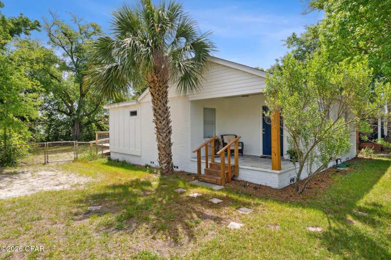 3 bedroom SingleFamilyResidence at 1120 Lisenby Avenue, Oakland Terrace Add, Panama City — photo 1