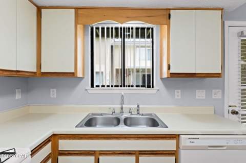 179 Robin Lane, Panama City Beach FL - photo 15 of 47