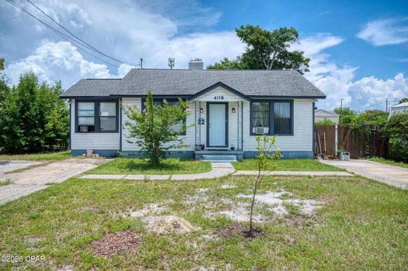 4 bedroom SingleFamilyResidence at 408 N Macarthur Avenue, Bunkers Cove, Panama City — photo 1
