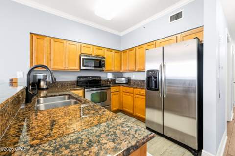 2400 Grandiflora Boulevard E403, Panama City FL - photo 6 of 41
