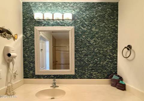 15100 Front Beach Road 709, Panama City Beach FL - photo 10 of 35