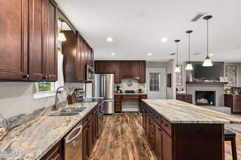102 Kentucky Avenue, Lynn Haven FL - photo 14 of 43
