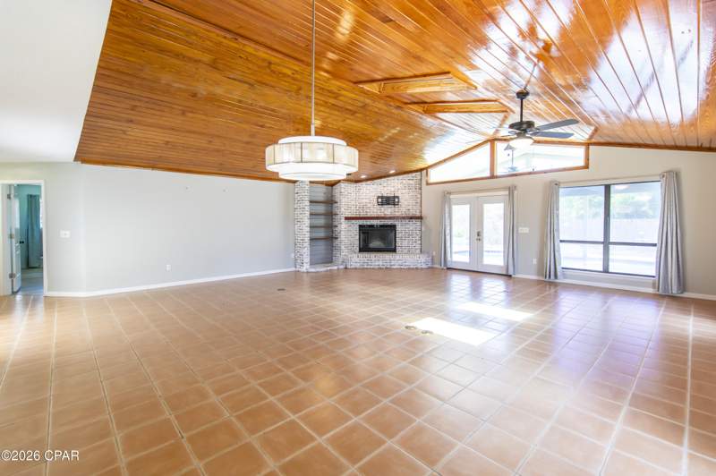 3 bedroom SingleFamilyResidence at 215 Moonlight Bay Drive, Colony Club, Panama City Beach — photo 4
