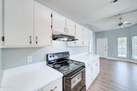 112 Michelle Court, Panama City Beach FL - photo 10 of 37