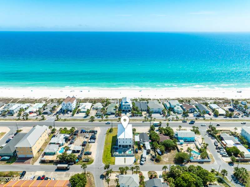 6 bedroom Attached at 13310 Front Beach Road, Bahama Beach, Panama City — photo 1