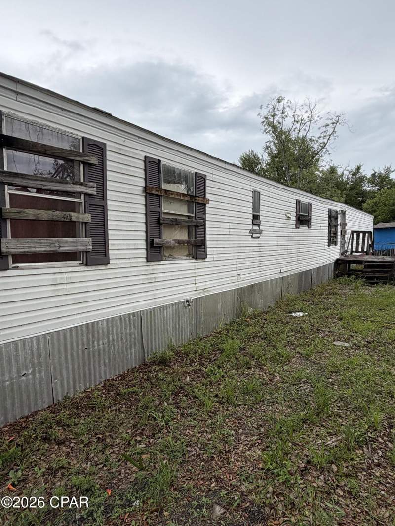 3 bedroom ManufacturedHome at 132 Central Avenue, Mooretown, Panama City — photo 3
