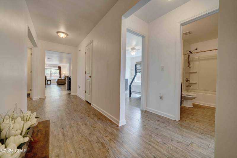 4 bedroom SingleFamilyResidence at 6150 Riverbrooke Drive, Olde Towne Village, Panama City — photo 4