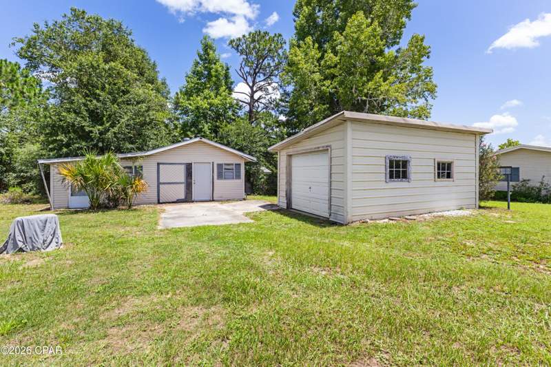 3 bedroom SingleFamilyResidence at 1804 Ulmer Lane, Sunny Hills, Chipley — photo 5