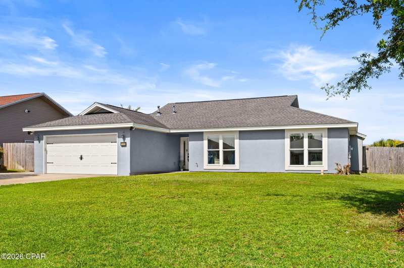 3 bedroom SingleFamilyResidence at 1542 Blue Grass Lane, Derby Woods 2nd Add, Lynn Haven — photo 1