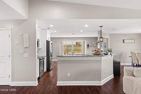 1542 Blue Grass Lane, Lynn Haven FL - photo 14 of 40