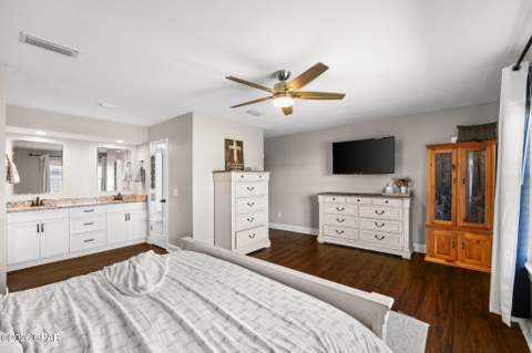1542 Blue Grass Lane, Lynn Haven FL - photo 18 of 40