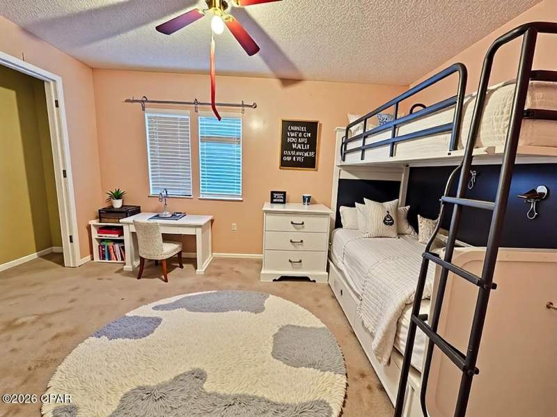 3 bedroom SingleFamilyResidence at 6915 Oak Street, Grand Ridge, Grand Ridge — photo 4
