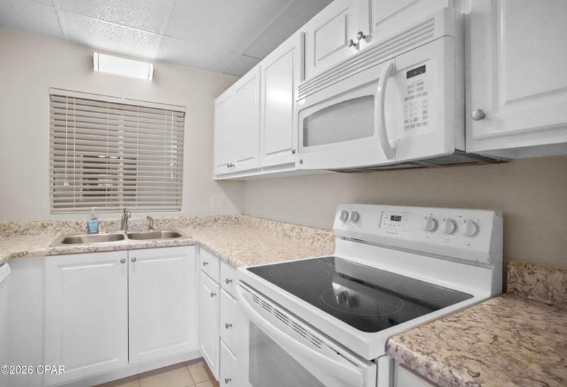 2 bedroom Condominium at 316 Cherry Street 41, Bay Club Condo Ph 1, Panama City — photo 4