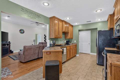 4122 Highland Avenue, Chipley FL - photo 10 of 45