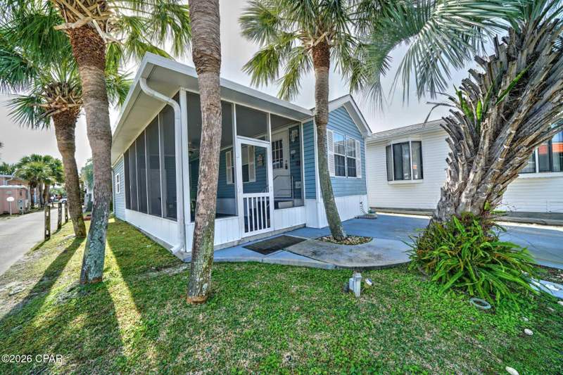 1 bedroom ManufacturedHome at 181 Marlin Drive, Venture Out Travel Trail, Panama City Beach — photo 2
