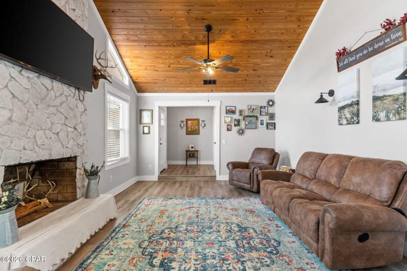 3 bedroom SingleFamilyResidence at 3007 Longwood Circle, Huntingdon Estates U-1, Panama City — photo 5