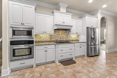 611 Shady Oaks Lane, Lynn Haven FL - photo 8 of 30