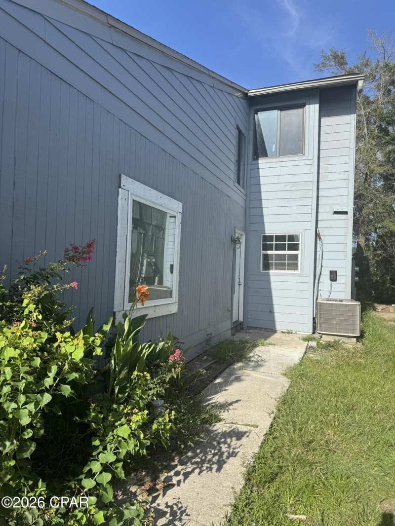 3 bedroom Attached at 318 Sukoshi Drive, Bayou Estates, Panama City — photo 1