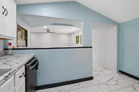 529 N 5th Street, Chipley FL - photo 12 of 30