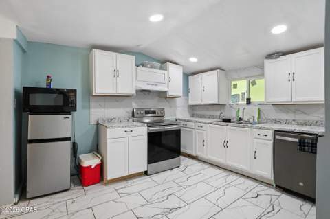 529 N 5th Street, Chipley FL - photo 13 of 30
