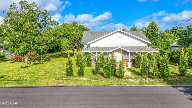 3 bedroom SingleFamilyResidence at 315 Springfield Avenue, Springfield, Panama City — photo 3