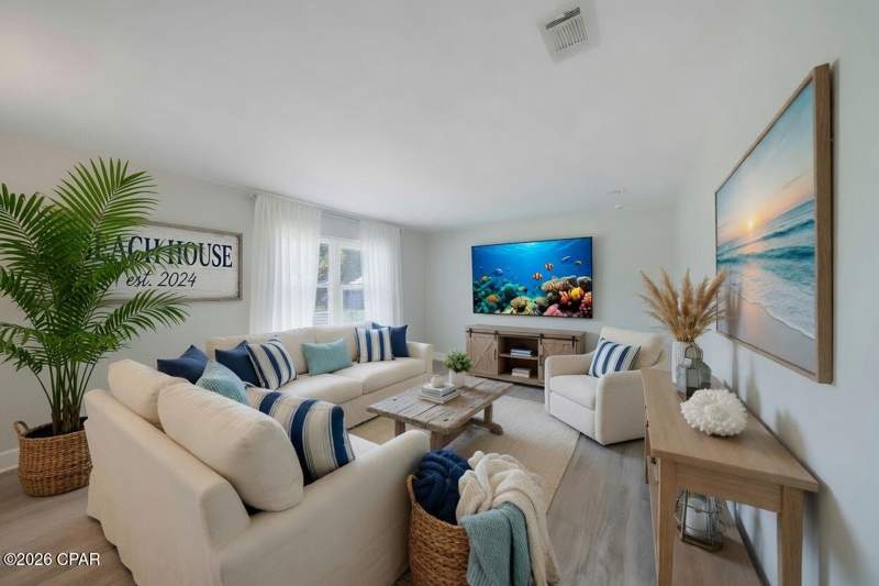 2 bedroom SingleFamilyResidence at 300 Prudence Lane, North Lagoon Heights, Panama City — photo 2