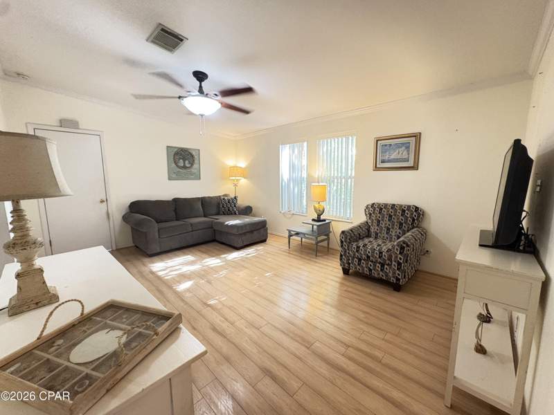 2 bedroom ManufacturedHome at 447 Dolphin Street, Highland View, Port St Joe — photo 2